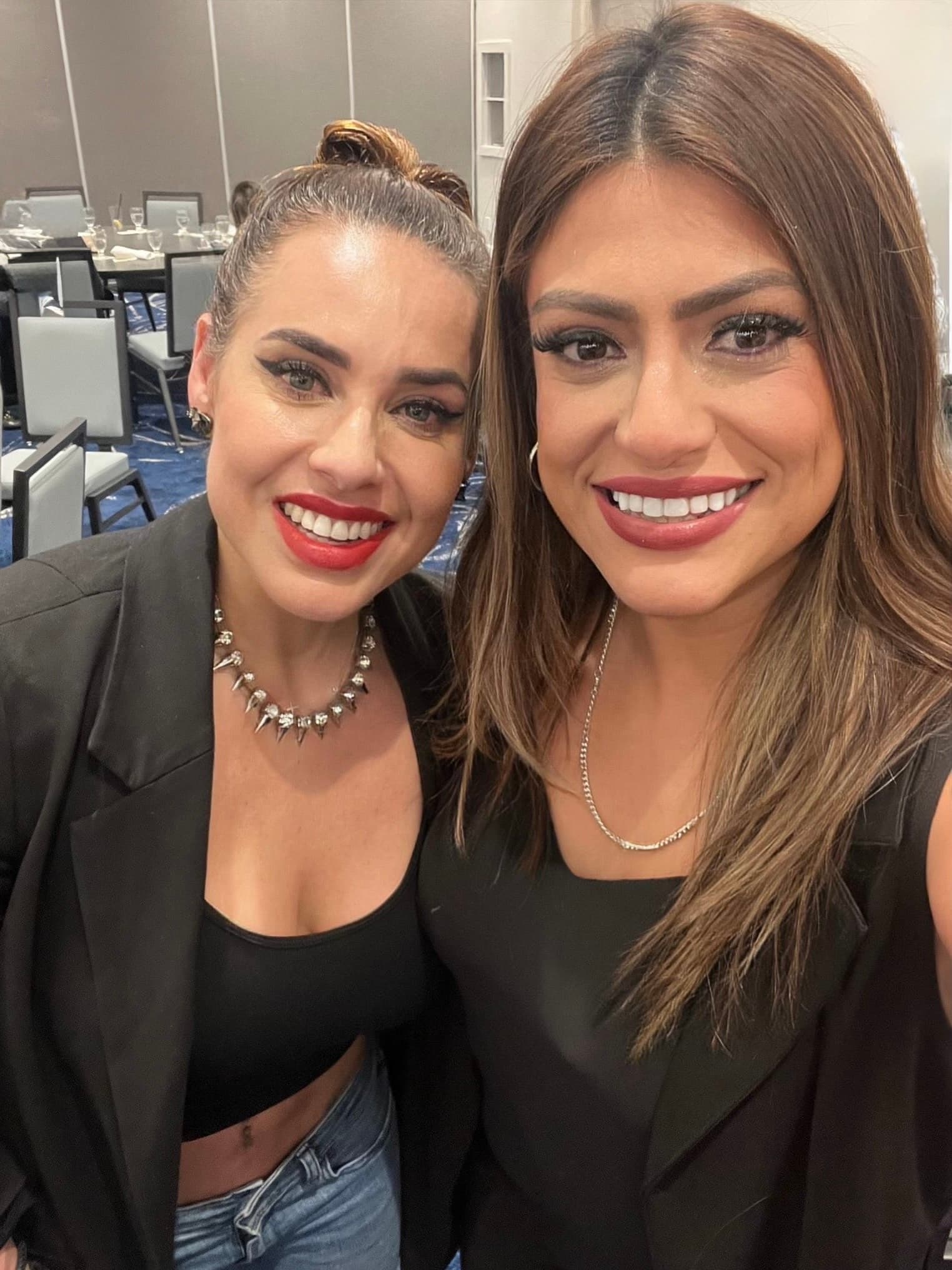 Maribel Ramos con Coral Mujaes